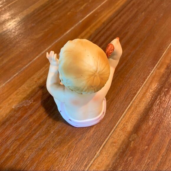 Piano Baby with Rattle Figurine Girl Boy Porcelain Ceramic - Picture 2 of 3